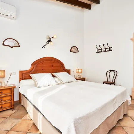 Quiet In With Amazing Pool, Paddle Court And Garden Villa *